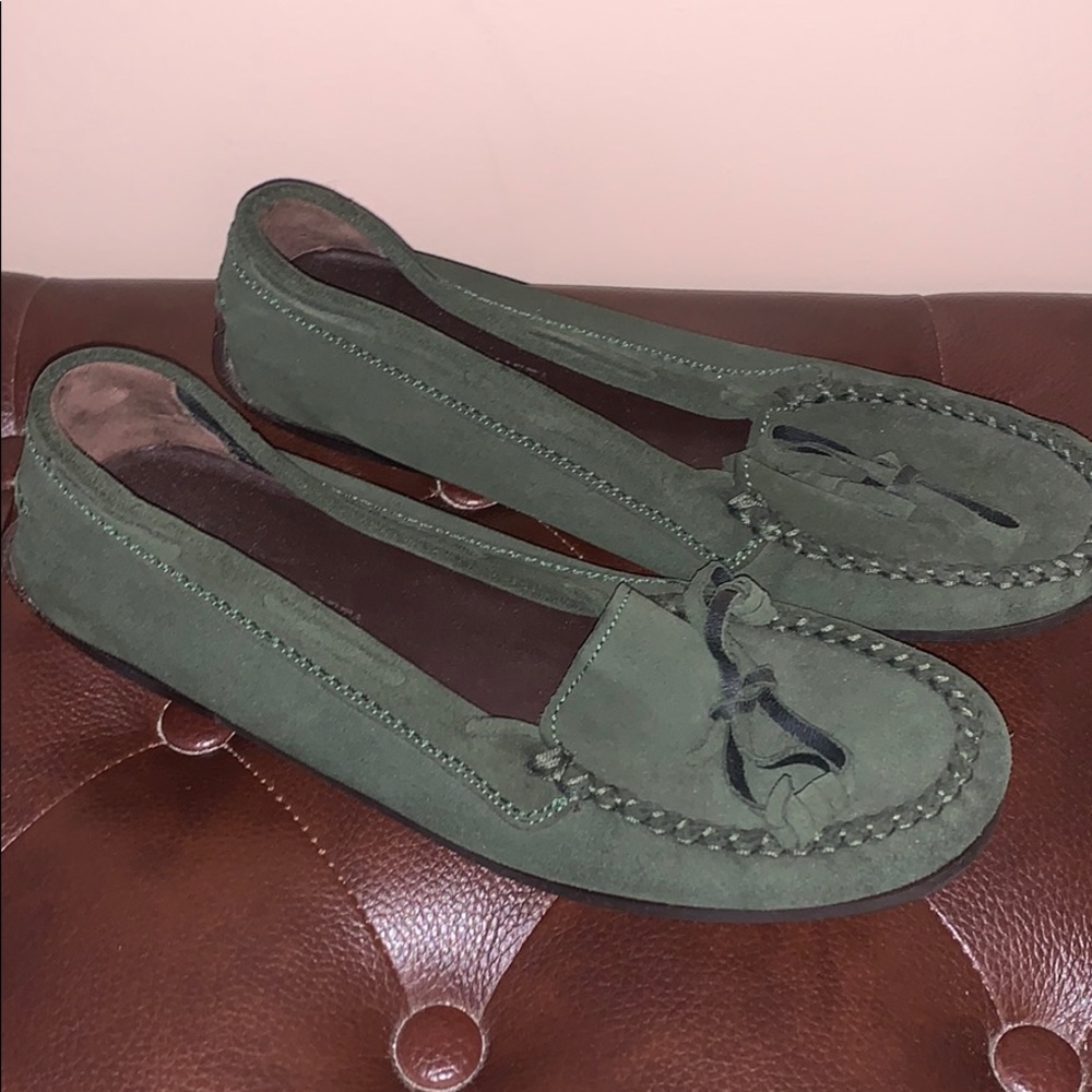 NWOT BOTTEGA VENETA - authentic army green BV